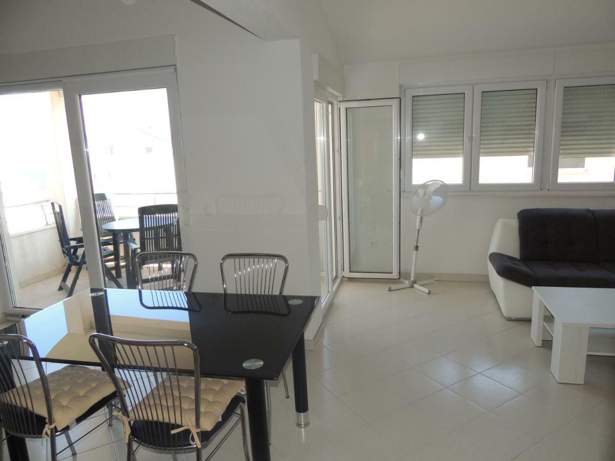 Apartments Naomi And Marsel Трогір Екстер'єр фото